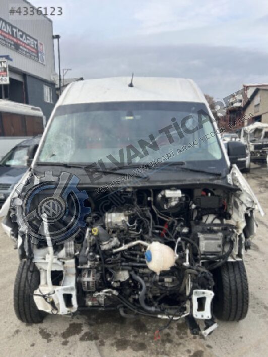 2022 CRAFTER DNA DÜŞÜK KM TEMİZ MOTOR