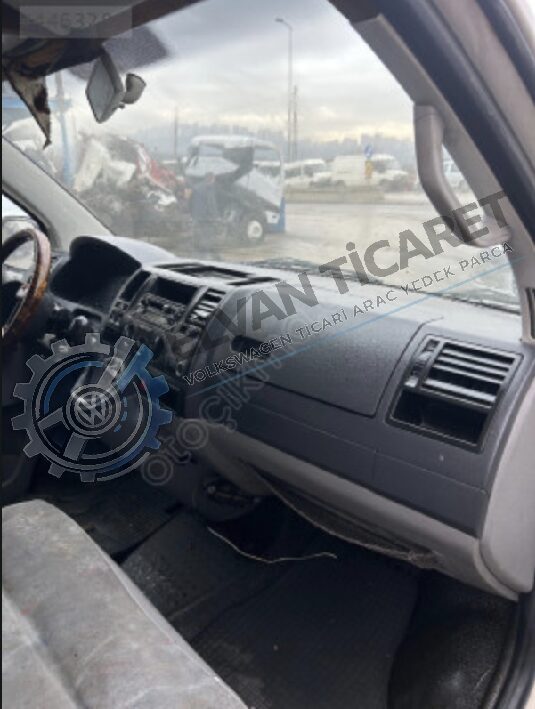 TRANSPORTER T5 ÇIKMA GÖGÜS