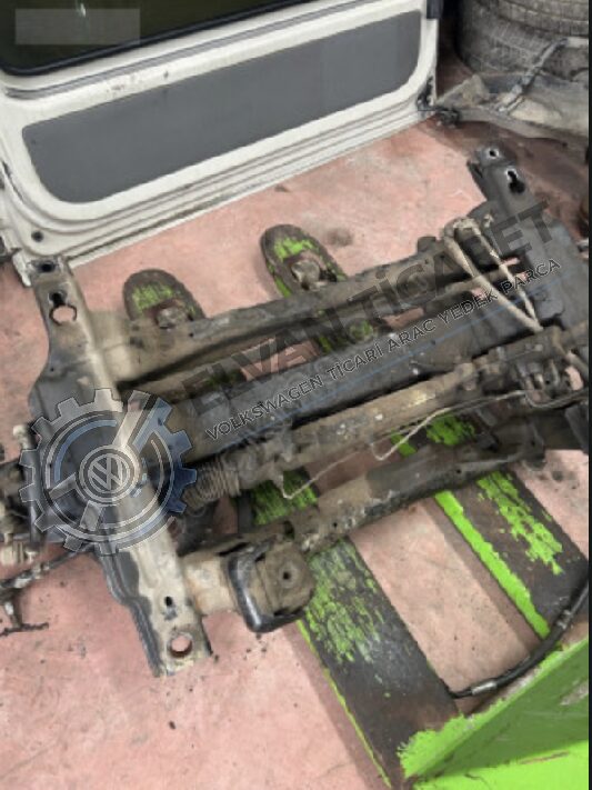 CRAFTER ÇIKMA DİREKSİYON KUTUSU ALT TRAVERS